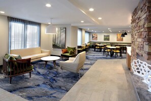 Lounge i lobbyen