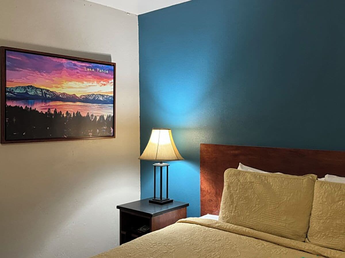 Photo - Avalon Lodge South Lake Tahoe