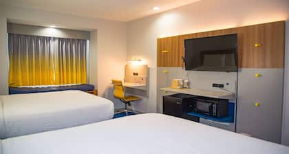 Microtel Inn & Suites by Wyndham Daphne/Mobile