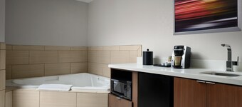 Holiday Inn Express & Suites New Orleans Airport South by IHG