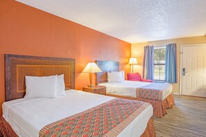 Iron/ironing board, free WiFi, bed sheets, wheelchair access - Hospitality Inn (Jacksonville)