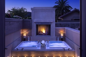 Espace de soins pour les couples, sauna, bain à remous, hammam
