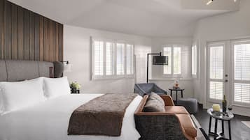 Egyptian cotton sheets, premium bedding, down comforters, pillowtop beds
