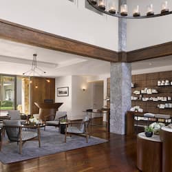 Couples treatment rooms, sauna, hot tub, steam room, body treatments