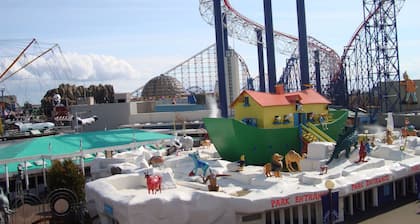Big Blue Hotel
