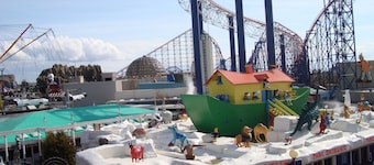 Big Blue Hotel