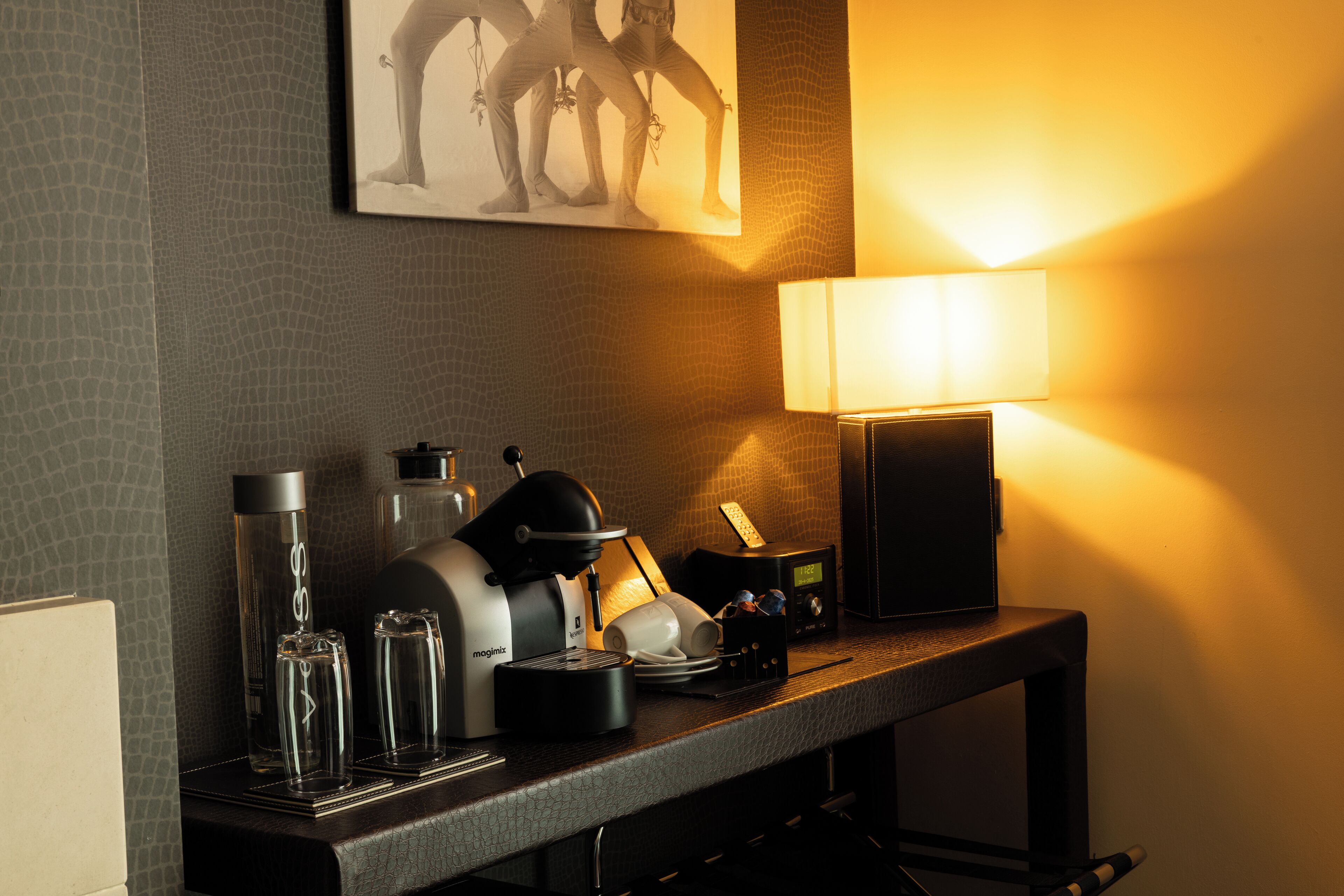 deluxe suite, 1 king bed, park view | coffee and/or coffee maker