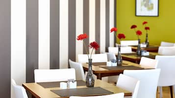 Desayuno buffet incluido todos los dĂas