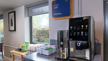 Desayuno bufé gratuito y diario