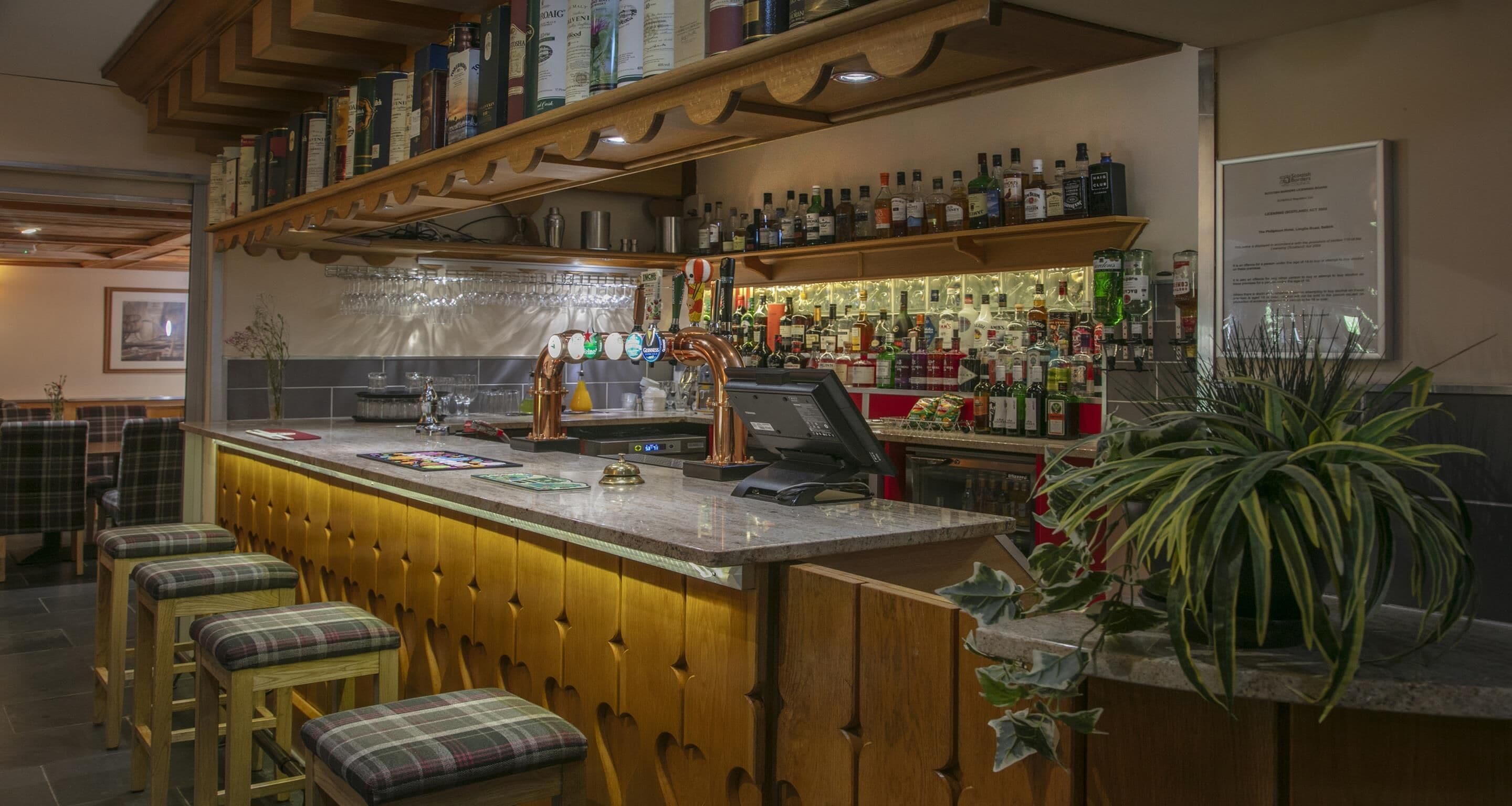 Bar (en la propiedad)