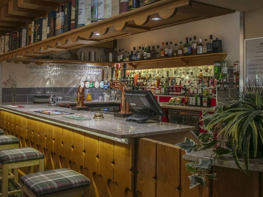Bar (en la propiedad)
