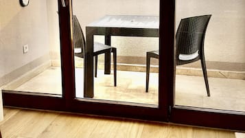 Annex Building Penthouse Sea View Double Balcony | Teras/patio