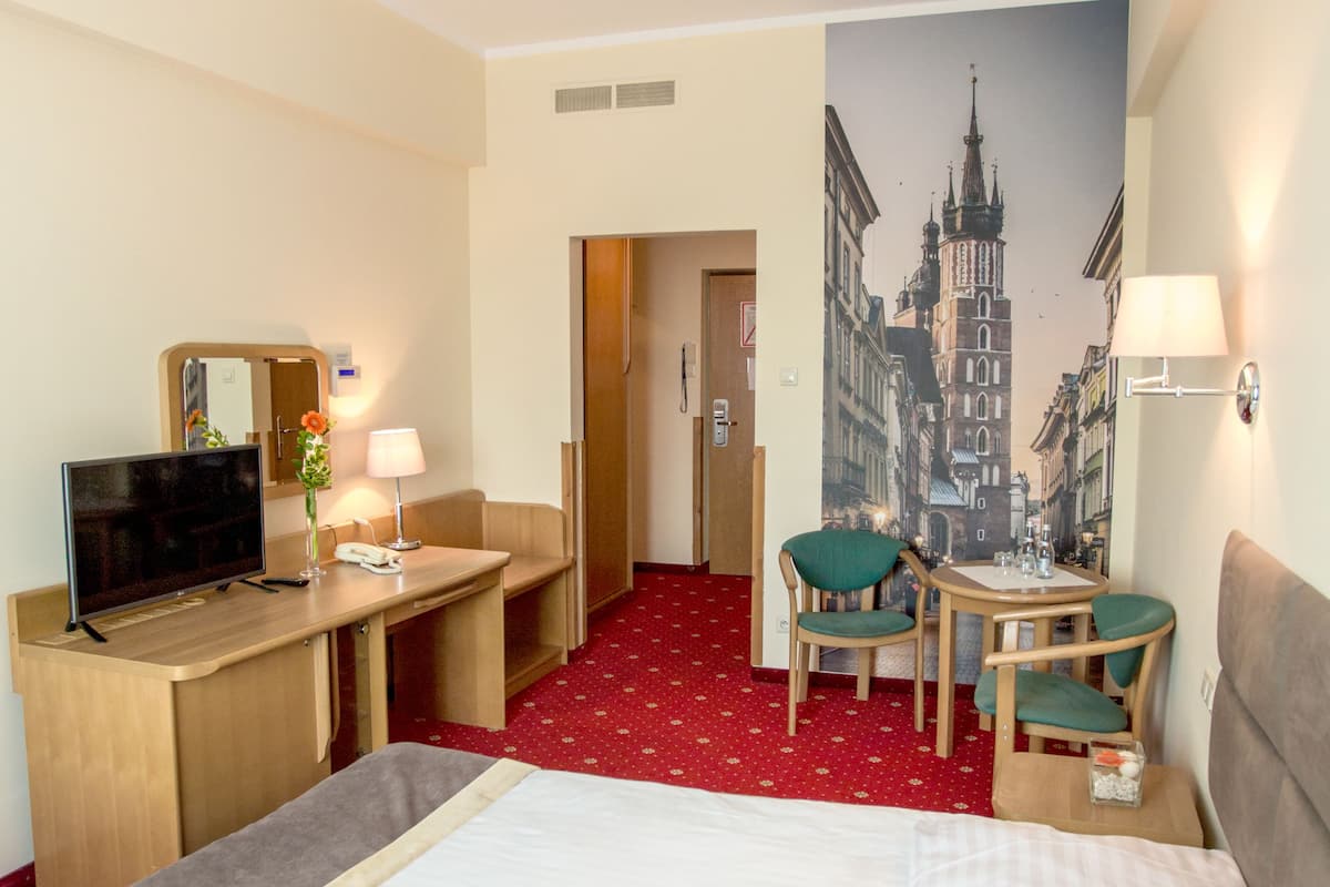 Standard Double or Twin Room | Living area | LCD TV