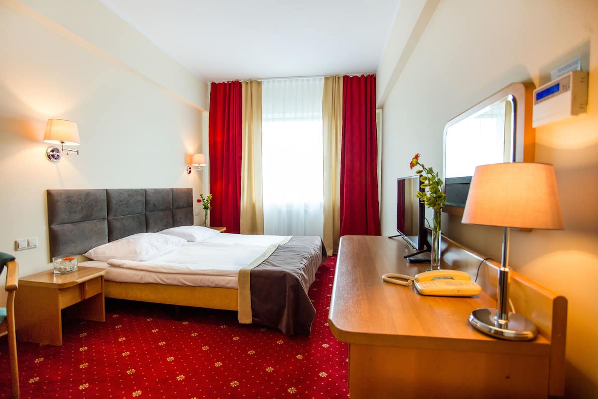 Standard Double or Twin Room | Living area | LCD TV