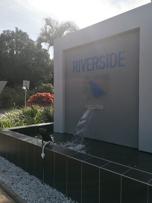 Property entrance - The Riverside Hotel (Durban North)