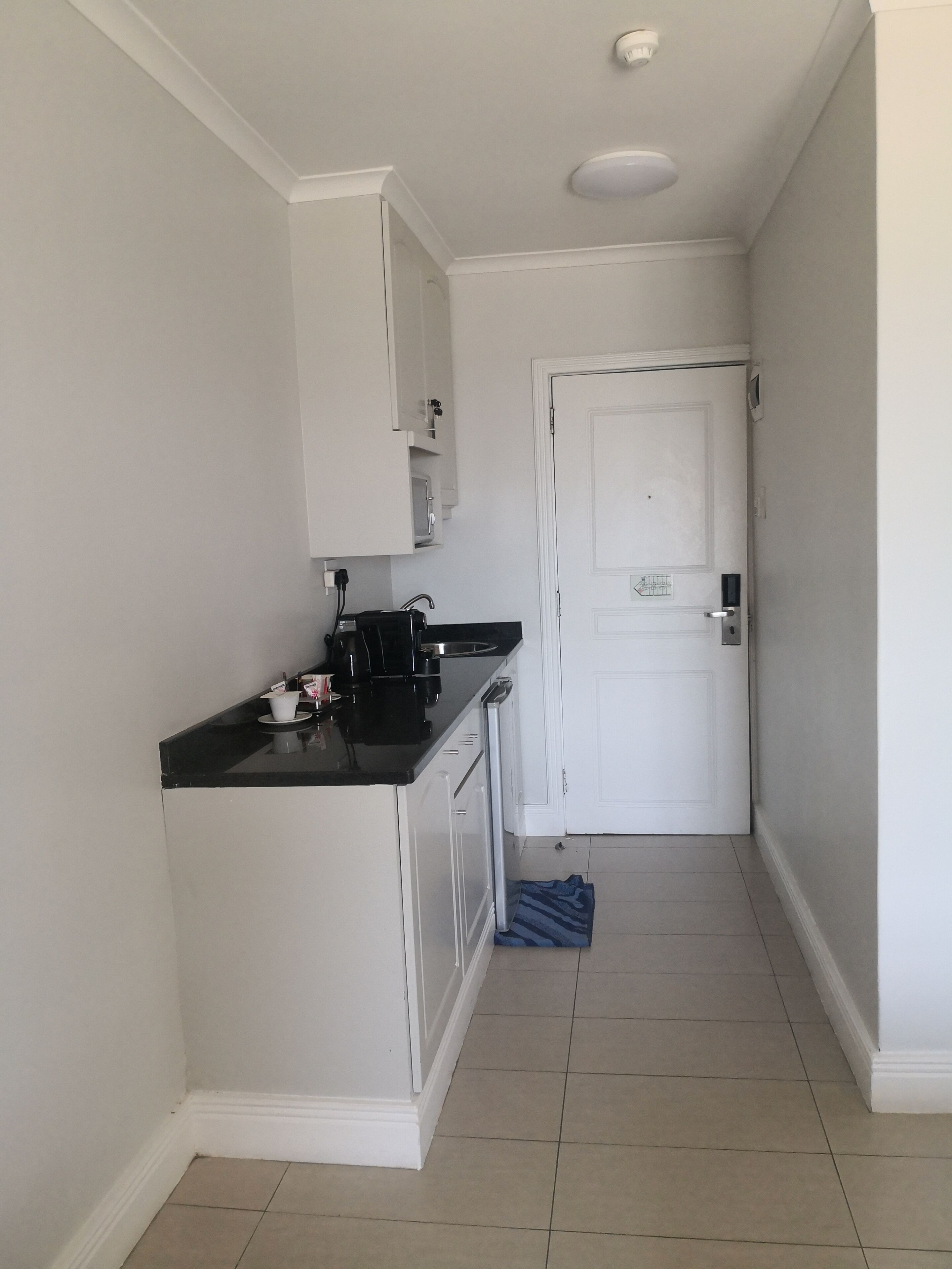 Photo - The Riverside Hotel