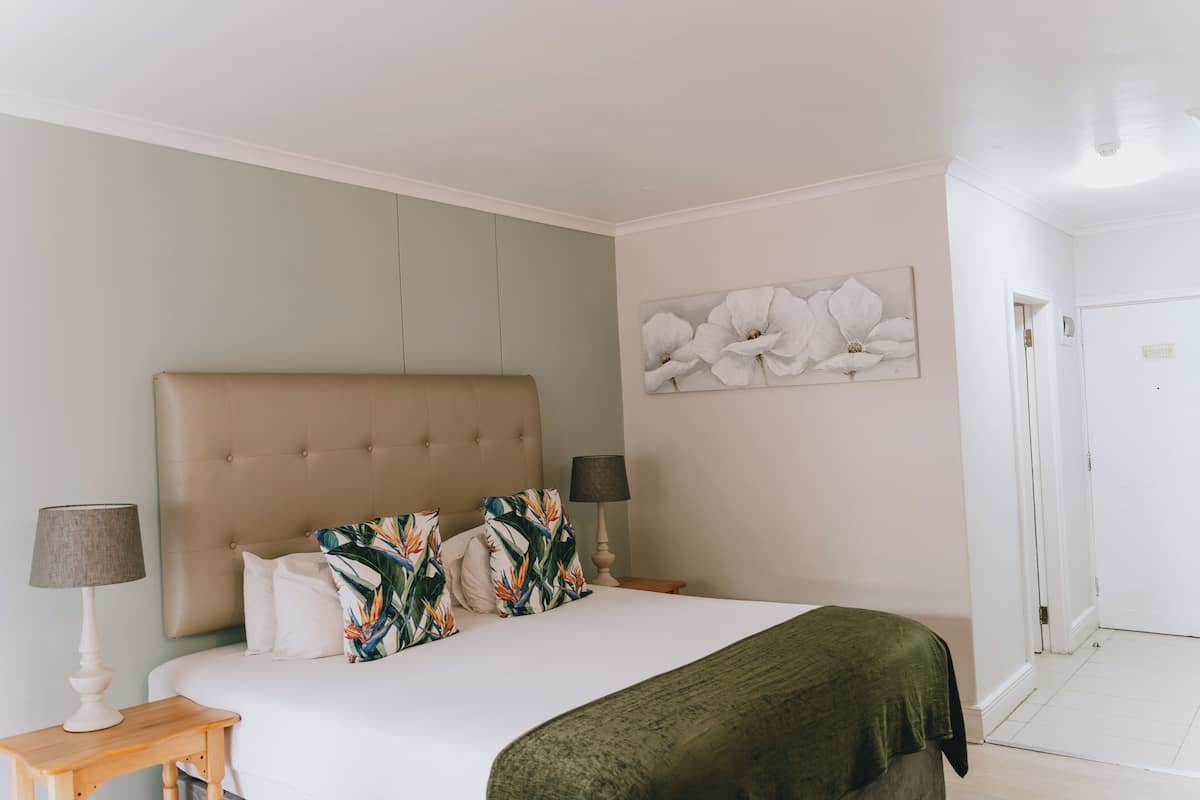 Deluxe Double Room, Non Smoking, Garden View