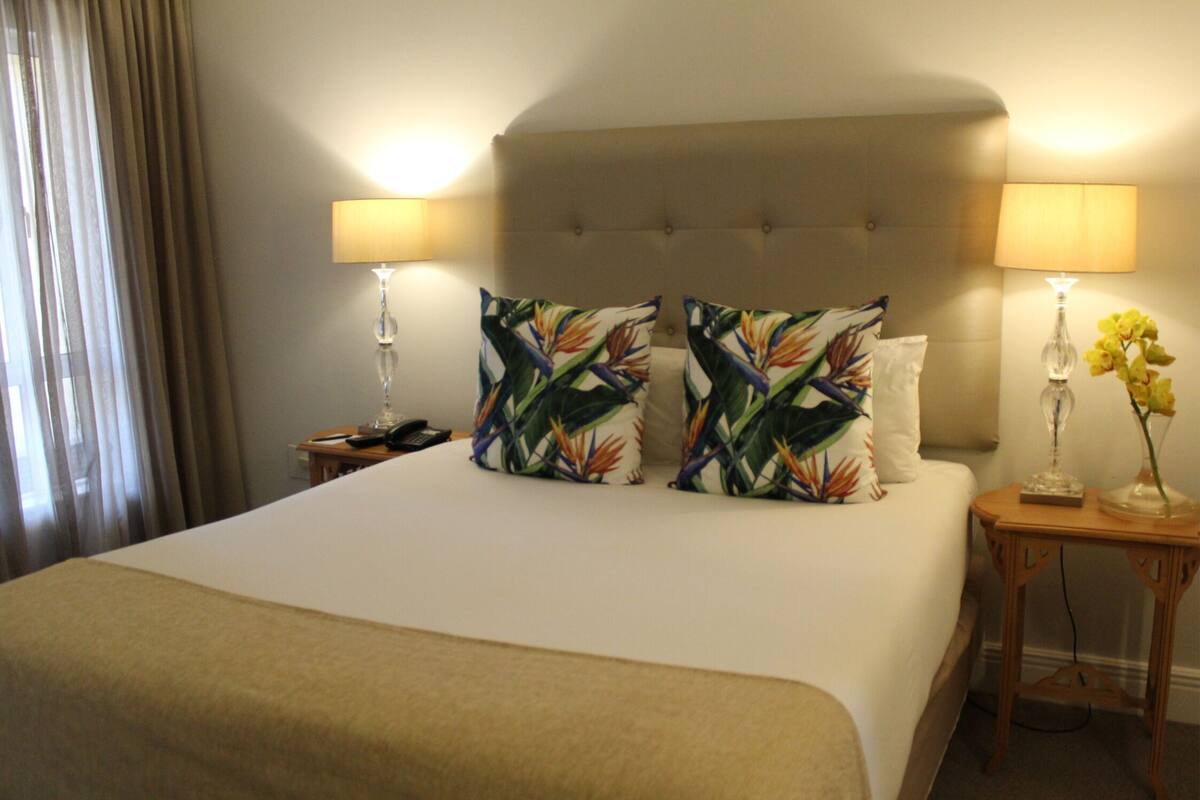 Suite, 1 Bedroom, Non Smoking, River View