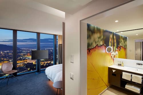 Roba de llit d'alta qualitat, minibar gratuït i escriptori