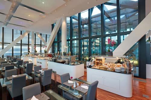 Breakfast, lunch, dinner served; Eastern European cuisine