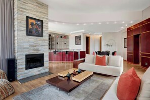 Loftsleilighet, 1 kingsize-seng | Lounge