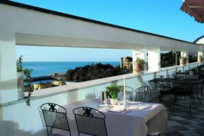 Terrace/patio - Greif Maria Theresia Hotel (Trieste)