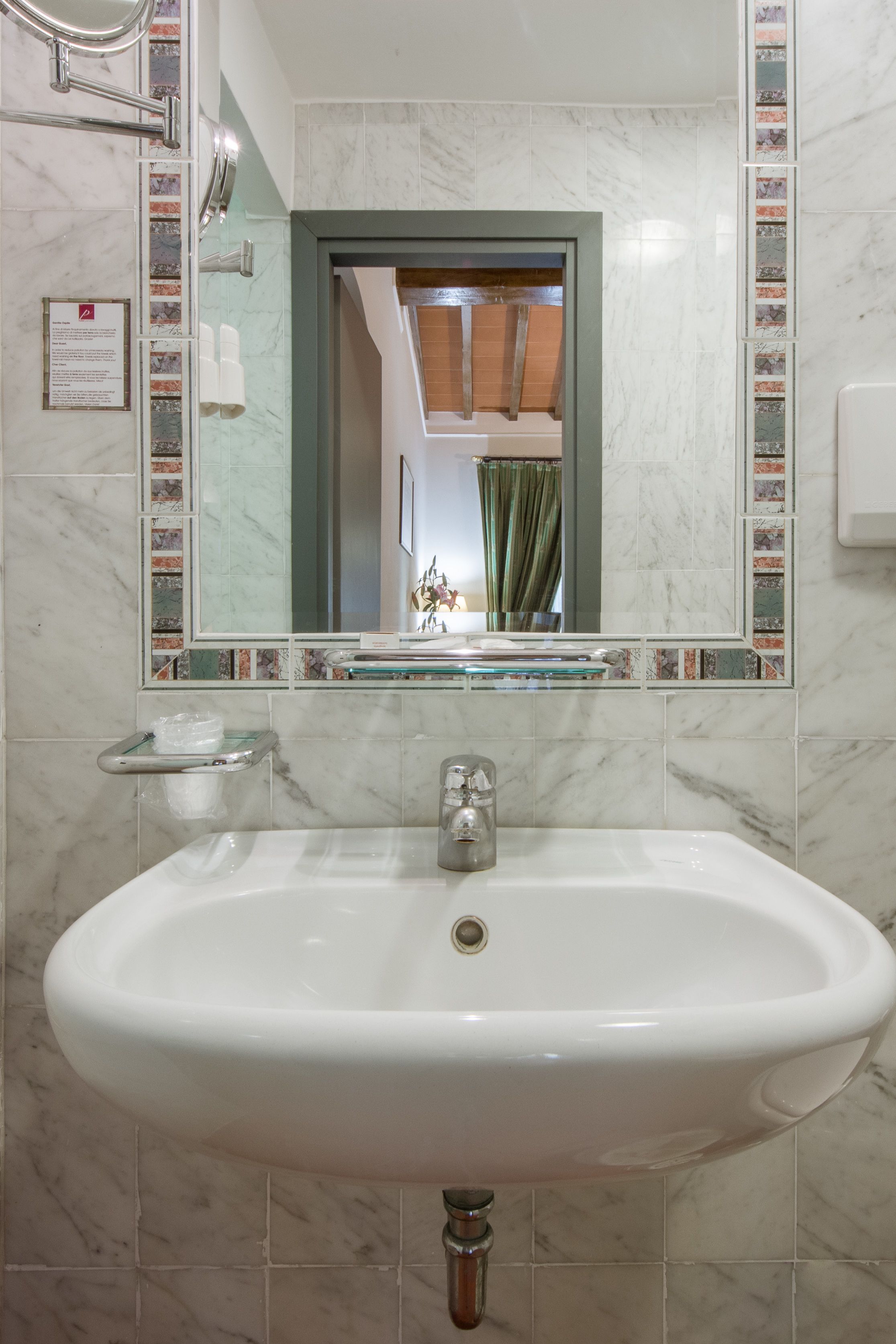 shower, free toiletries, hair dryer, bidet