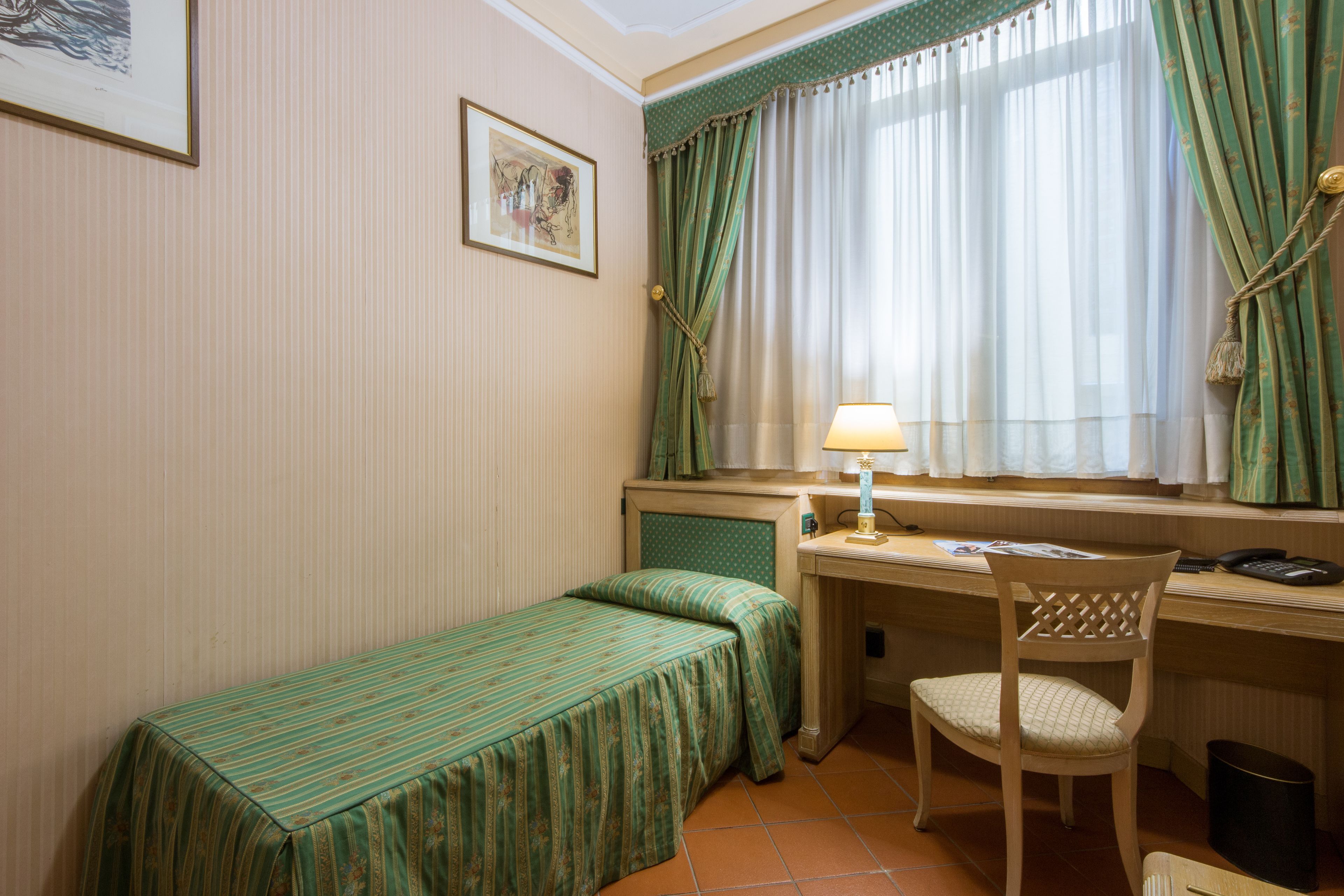 minibar, in-room safe, desk, blackout curtains