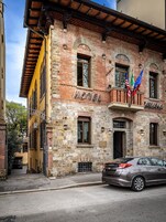 Facciata della struttura
