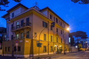 Front of property - evening/night
