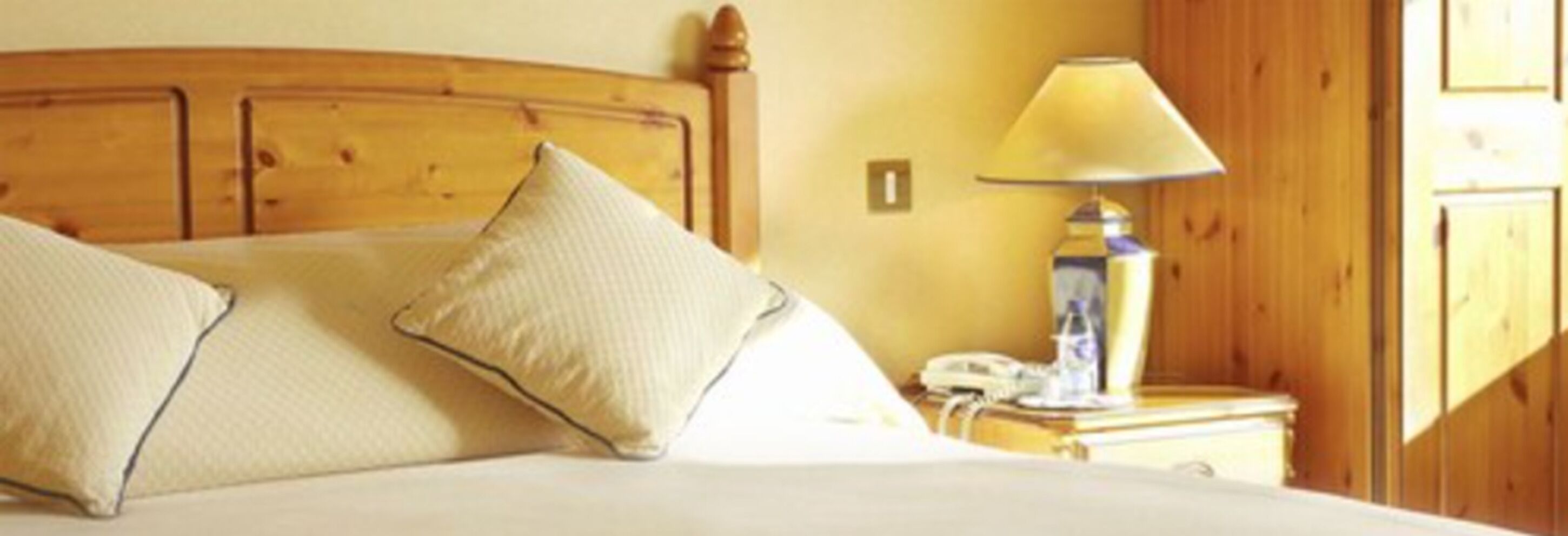 in-room safe, desk, laptop workspace, free wifi