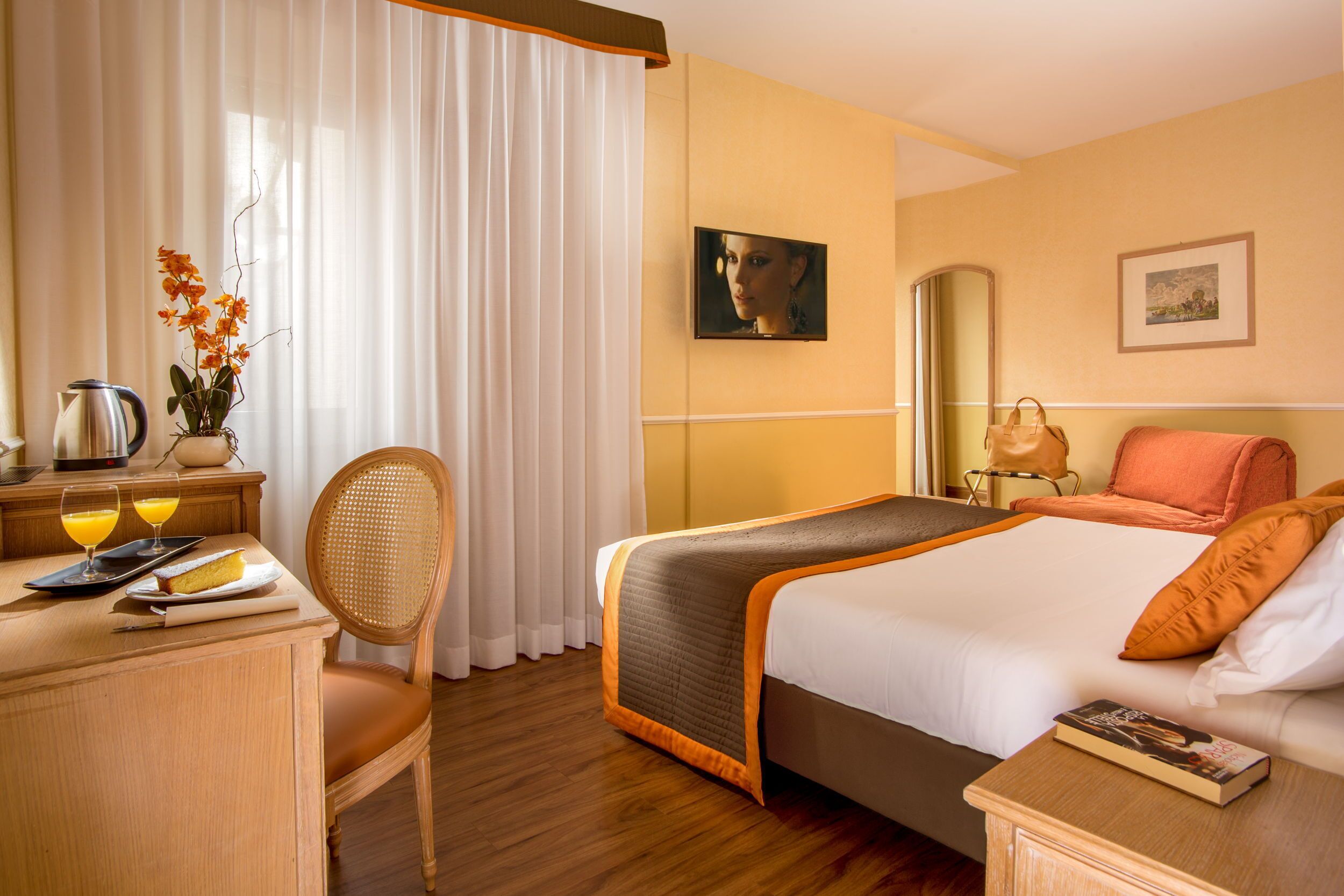 Minibar, in-room safe, desk, blackout drapes