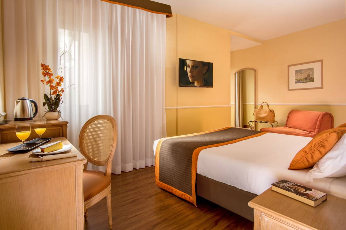 Minibar, in-room safe, desk, blackout drapes