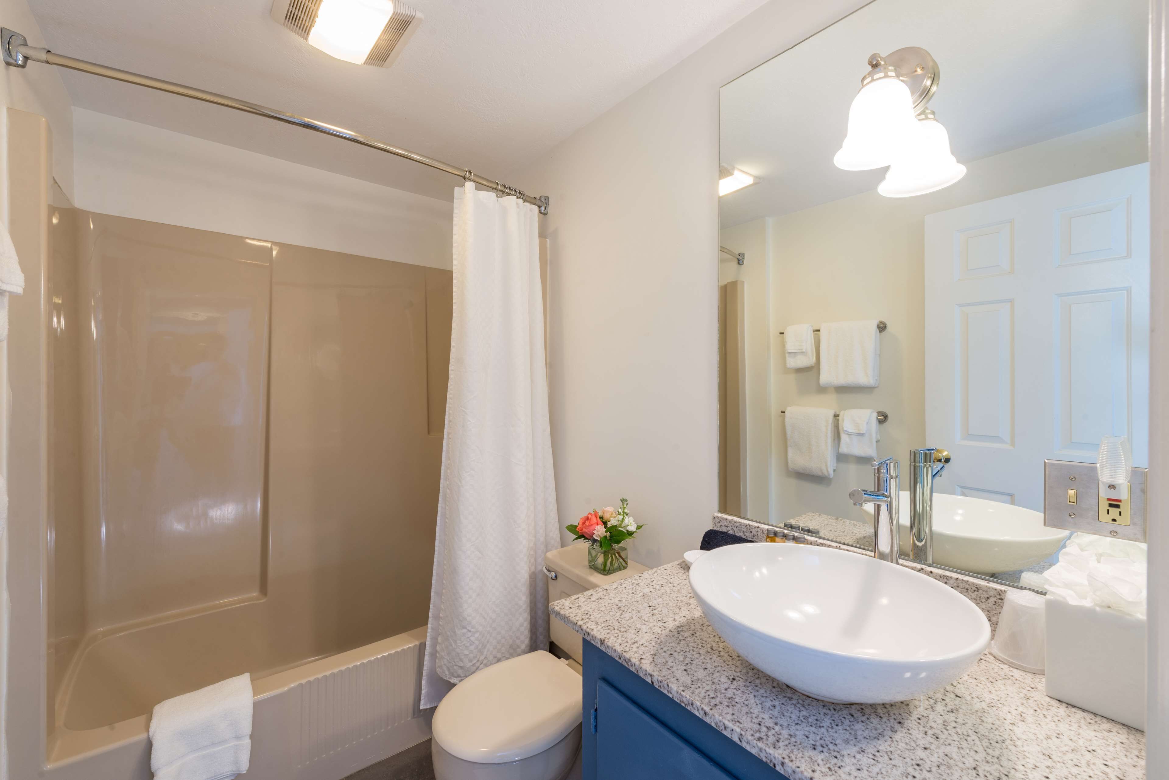 shower, free toiletries, hair dryer, bathrobes