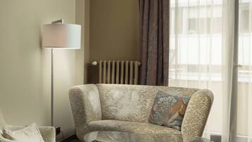 Suite | Premium bedding, Select Comfort beds, minibar, in-room safe