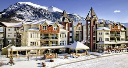 Windtower Lodge and Suites