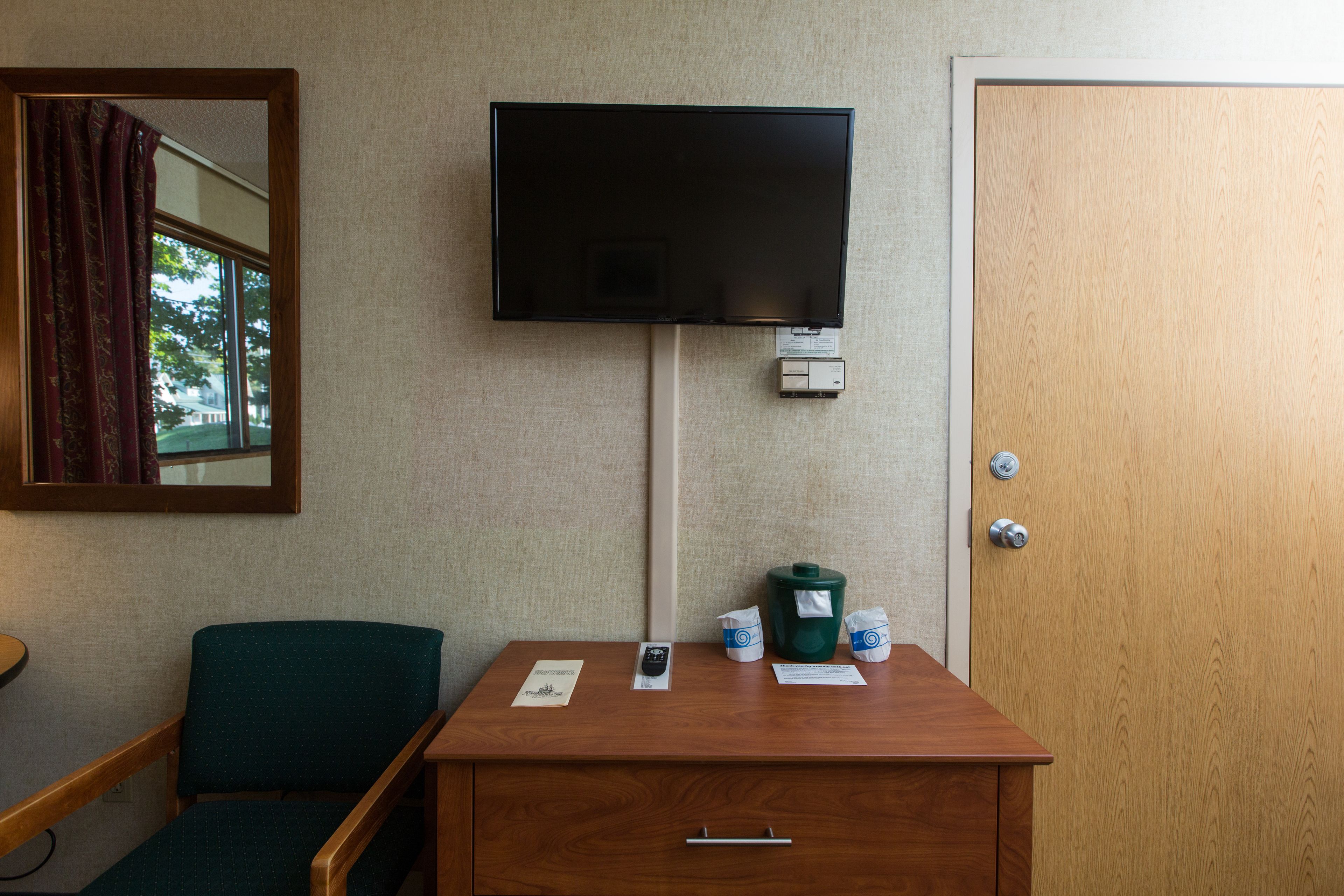 deluxe room, 2 queen beds. pet availability limited. please inform of pets at time of booking.  | pillow-top beds, free wifi, bed sheets