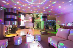 Bar (en la propiedad)