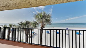 Condo, 3 Bedrooms, Kitchen, Beach View | Terrace/patio