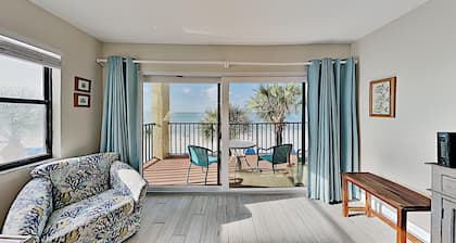 Las Brisas Condominiums