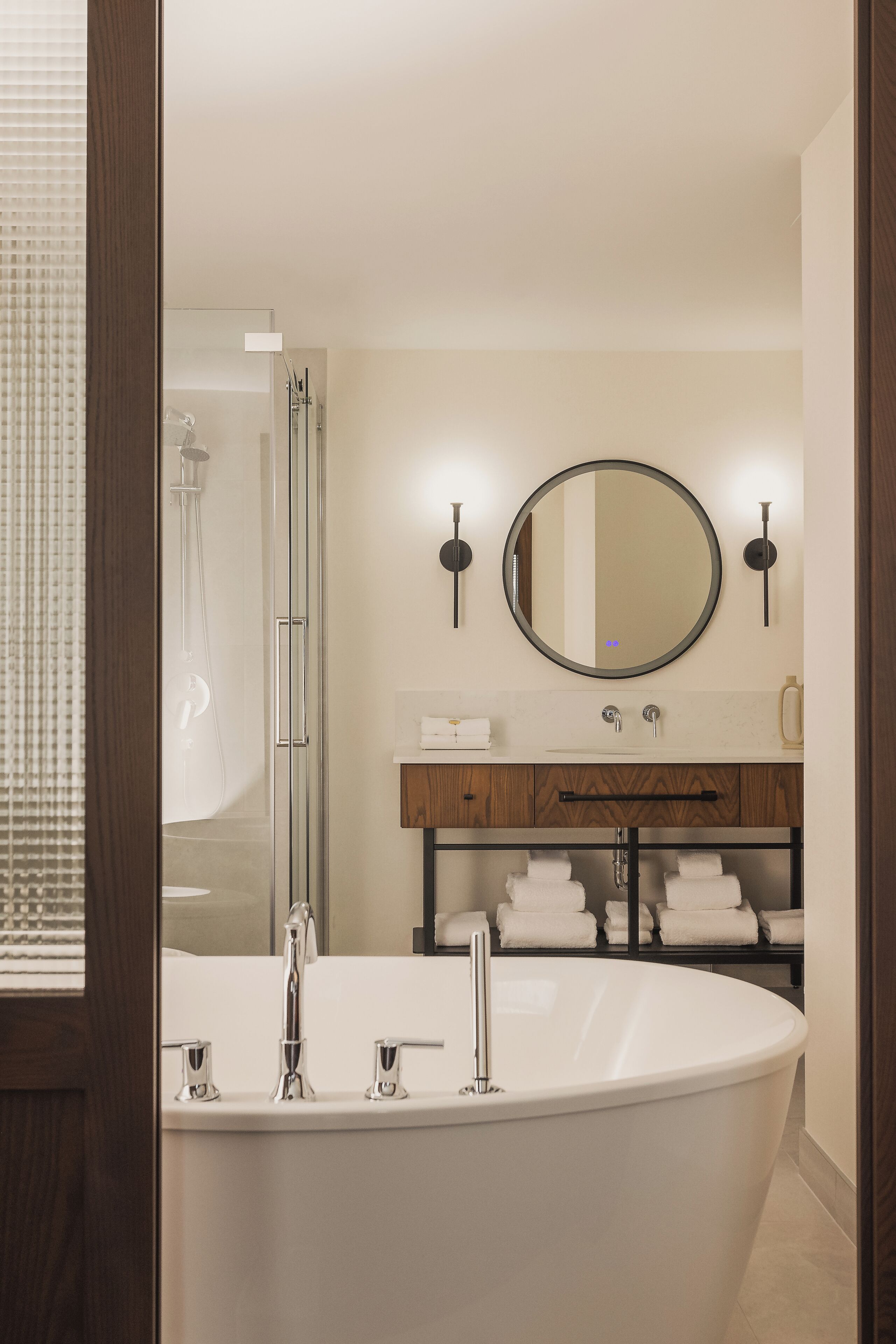 luxury room, 1 king bed | bathroom | combined shower/bathtub, eco-friendly toiletries, hair dryer, towels