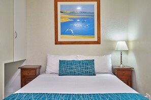 Individuell eingerichtet, Verdunkelungsvorhänge, Bügeleisen/Bügelbrett