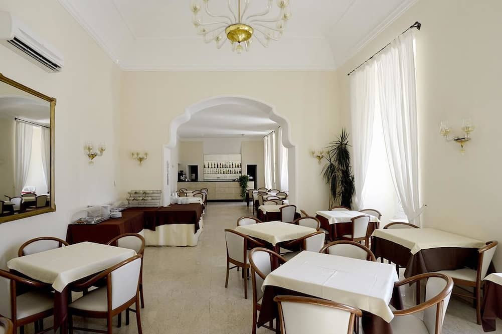 Grand Hotel Mediterranée