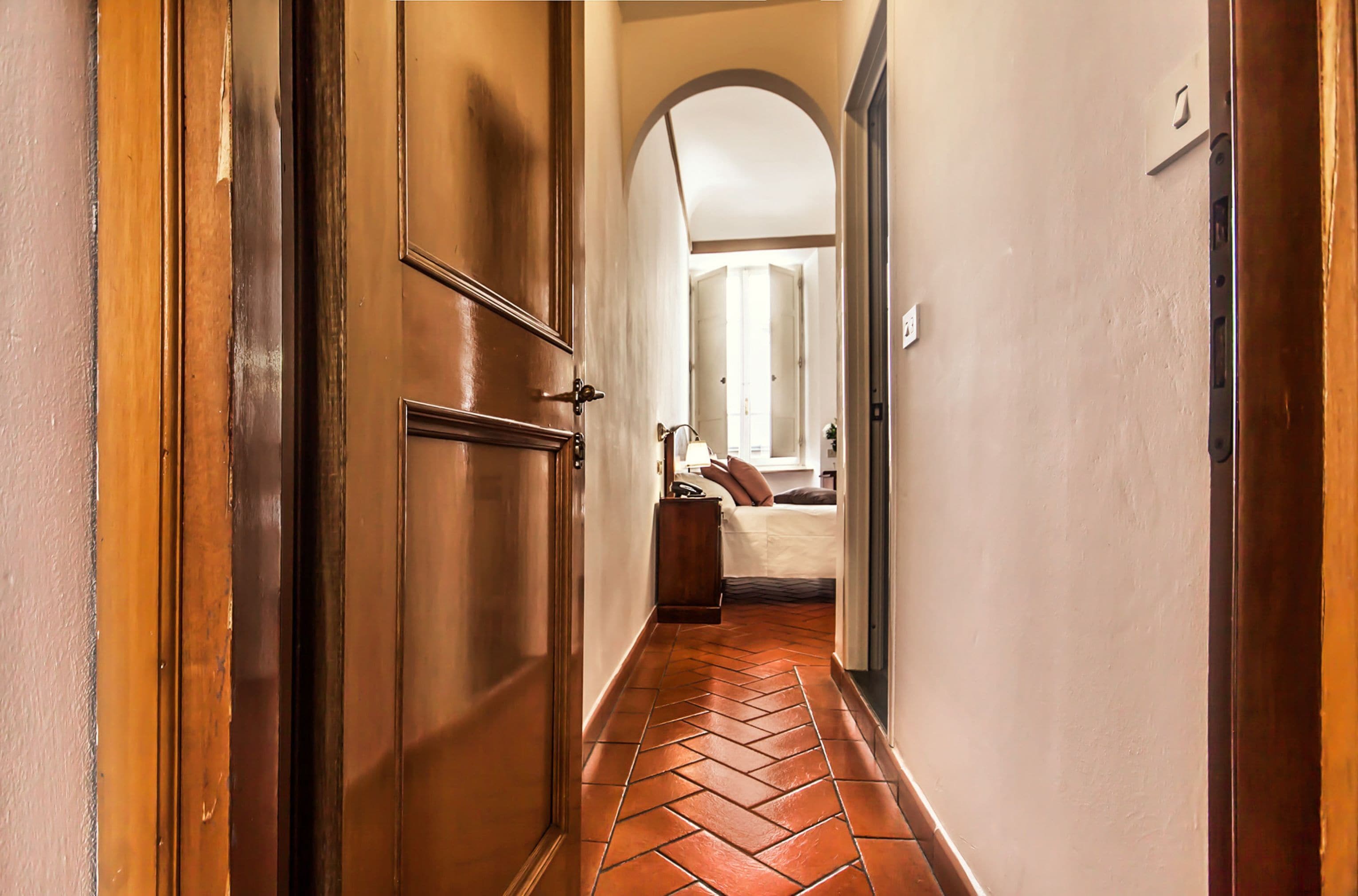 double room (duomo lateral view) | 1 bedroom, minibar, in-room safe, desk