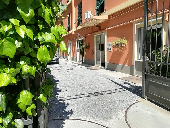 Entrada de la propiedad