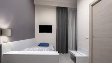 Superior Single Room, 1 Single Bed | In-room safe, desk, blackout curtains, iron/ironing board