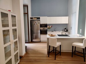 Deluxe Apartment | Private kitchen