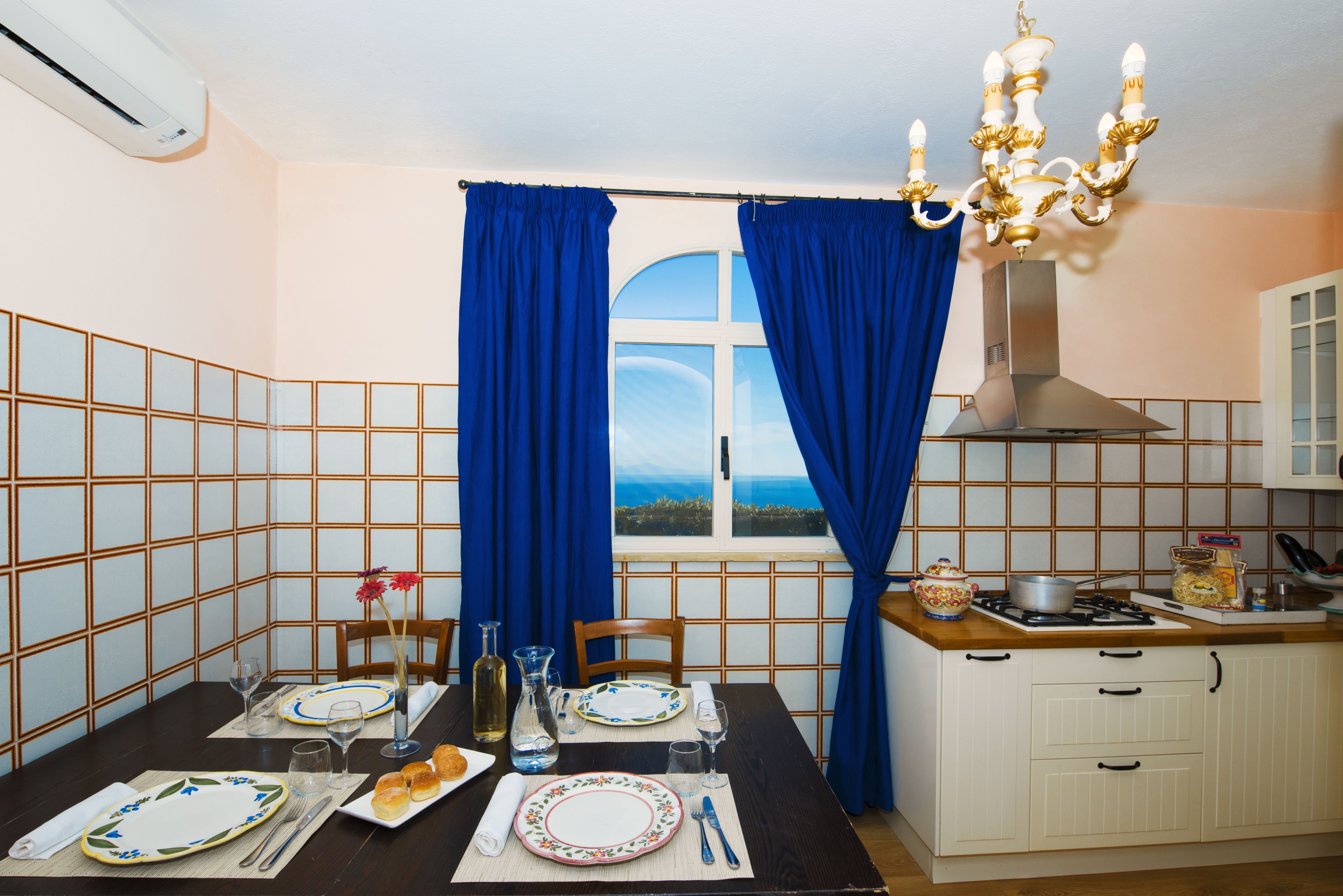 two level apartment, 1 bedroom | 1 bedroom, hypo-allergenic bedding, minibar, in-room safe