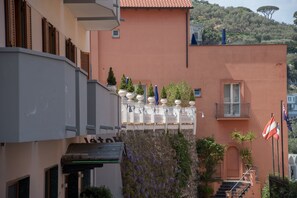 منظر من الجو على ارتفاع عالٍ