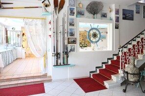 Interior - Marconi (Cattolica)